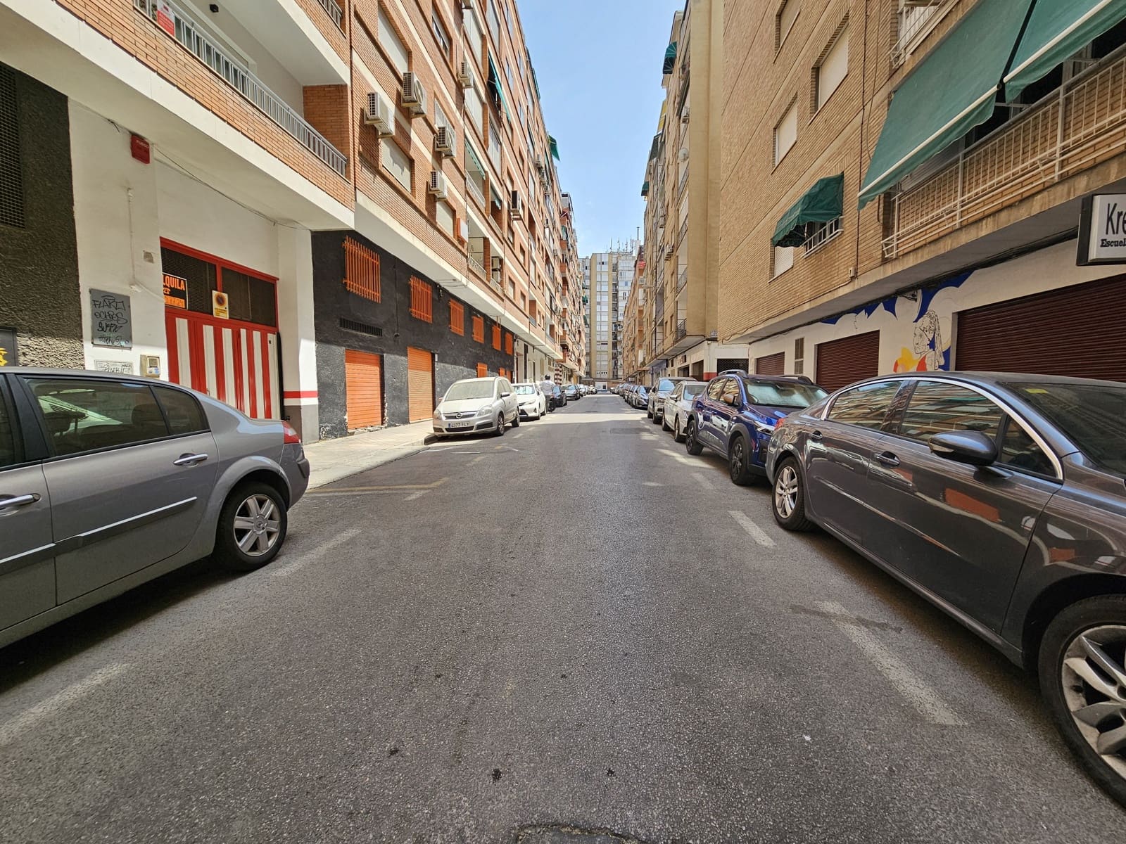 Apartamento de 4 habitaciones en Granada ciudad en venta - 330.000 € (Ref: 9993717)