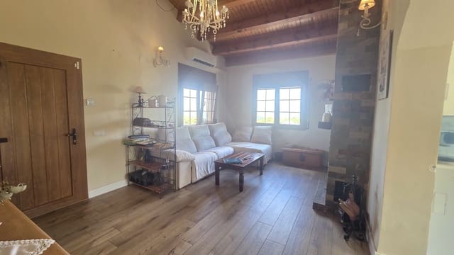 Chalet de 3 habitaciones en Castellet i la Gornal en venta - 359.900 € (Ref: 9993719)