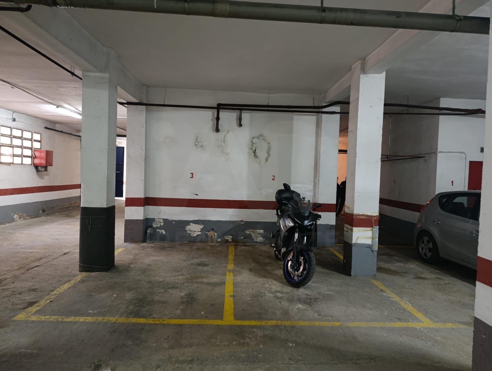 Garage till salu i Zaragoza stad - 95 000 € (Ref: 9993720)
