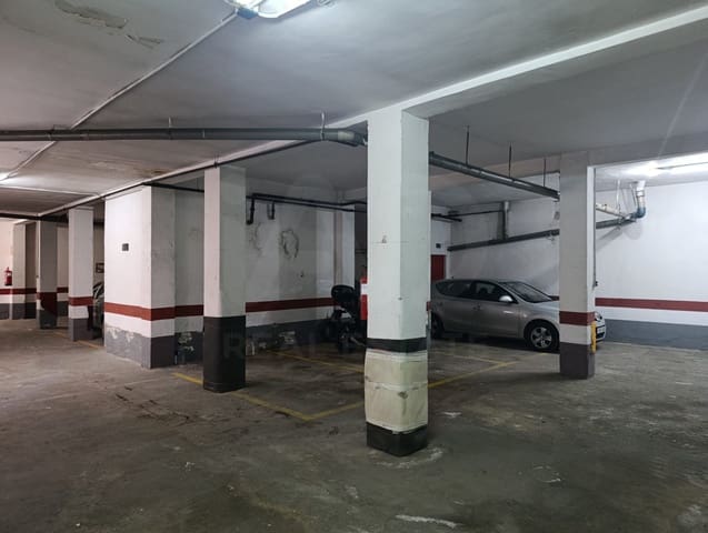 Garasje til salgs i Zaragoza by - € 95 000 (Ref: 9993720)