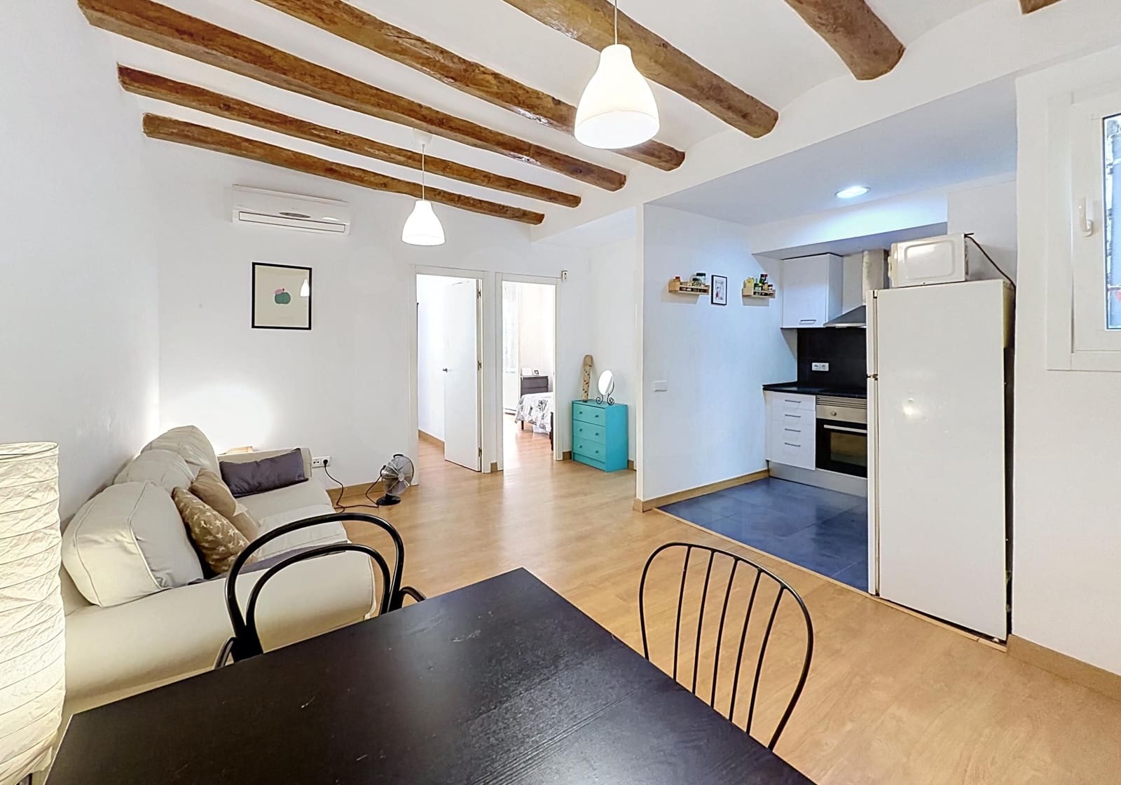 2 Zimmer Apartment zu verkaufen in Barcelona Stadt - 215.000 € (Ref: 9993722)