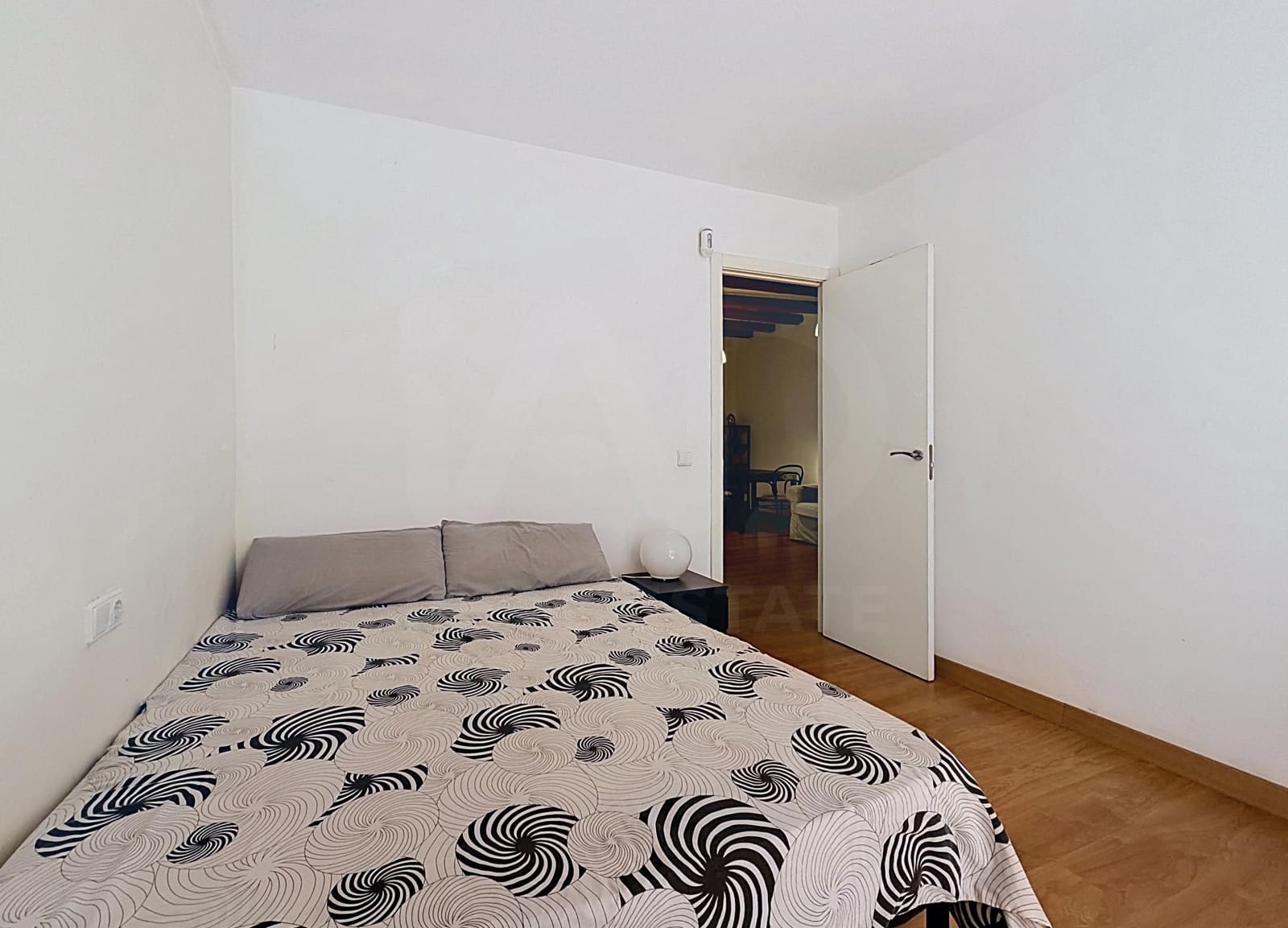 2 Zimmer Apartment zu verkaufen in Barcelona Stadt - 215.000 € (Ref: 9993722)