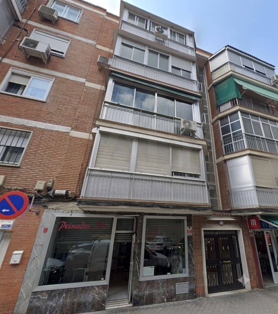 3 sovrum Lägenhet till salu i Madrid stad - 210 000 € (Ref: 9993723)