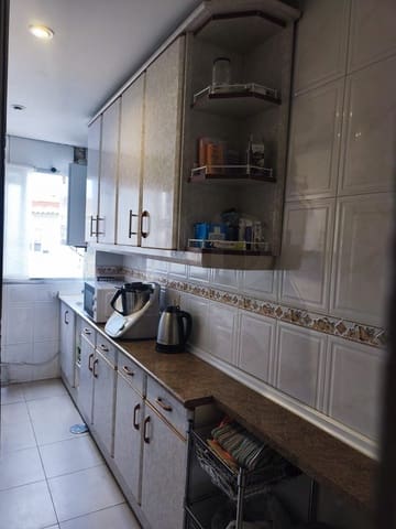 Apartamento de 3 habitaciones en Casco Histórico de Vallecas, Madrid ciudad en venta - 210.000 € (Ref: 9993723)