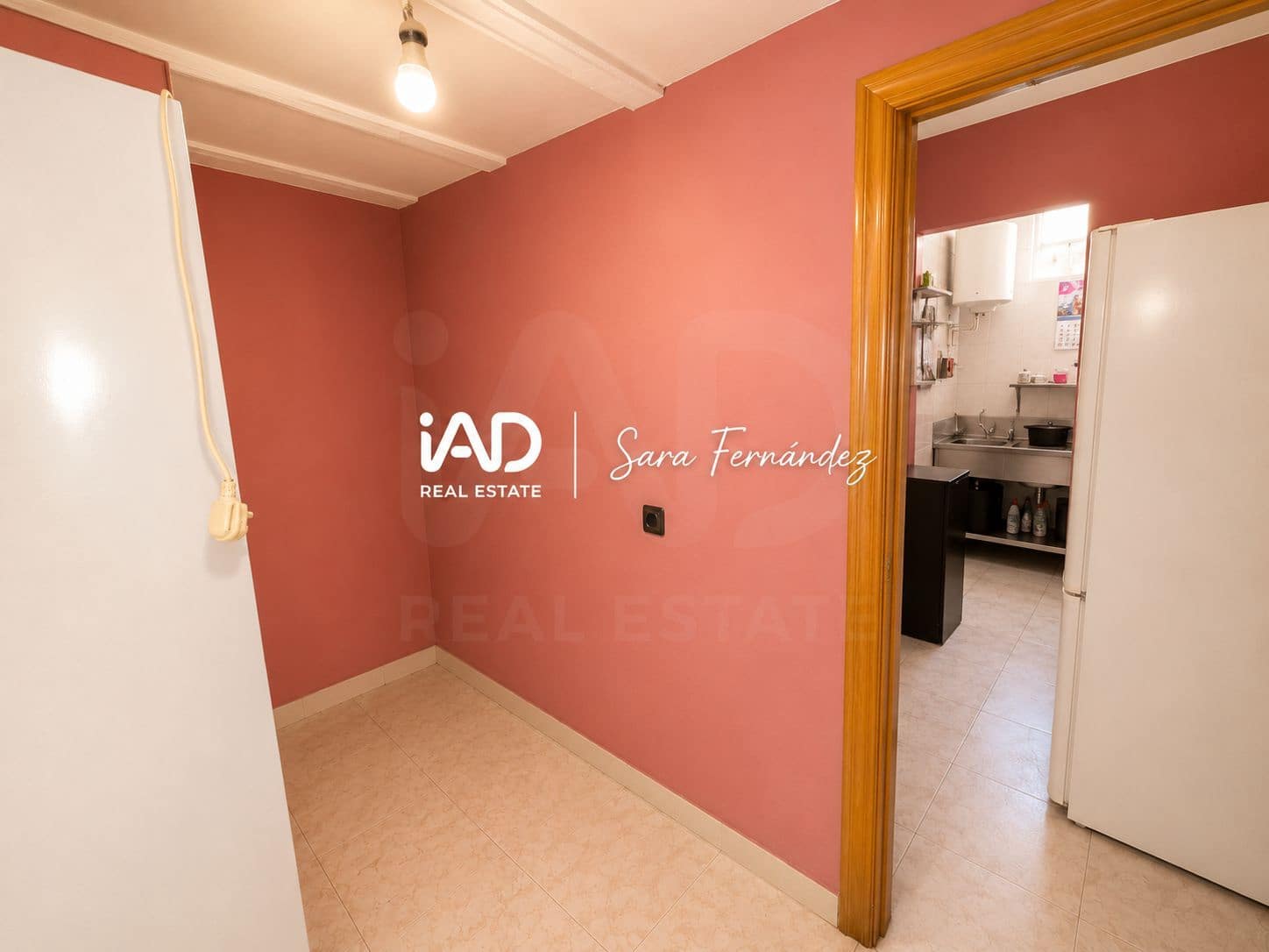 Kommersiell til salgs i Leon by - € 43 000 (Ref: 9993725)