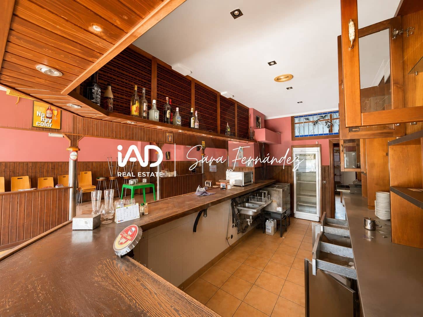 Kommersiell til salgs i Leon by - € 43 000 (Ref: 9993725)