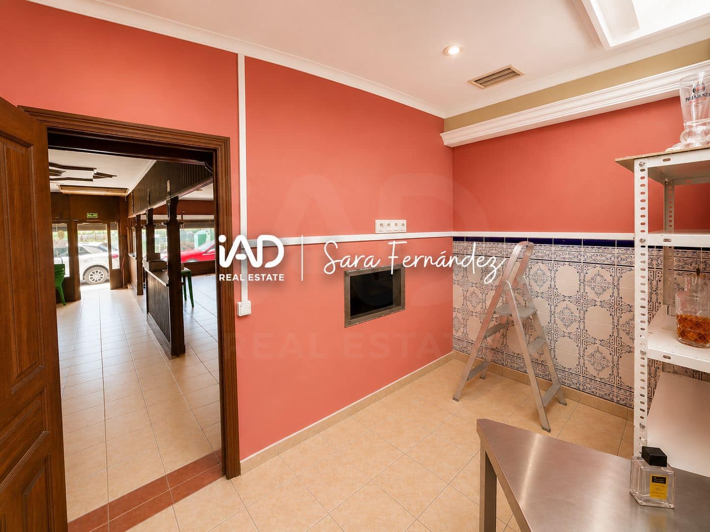 Kommersiell til salgs i Leon by - € 43 000 (Ref: 9993725)
