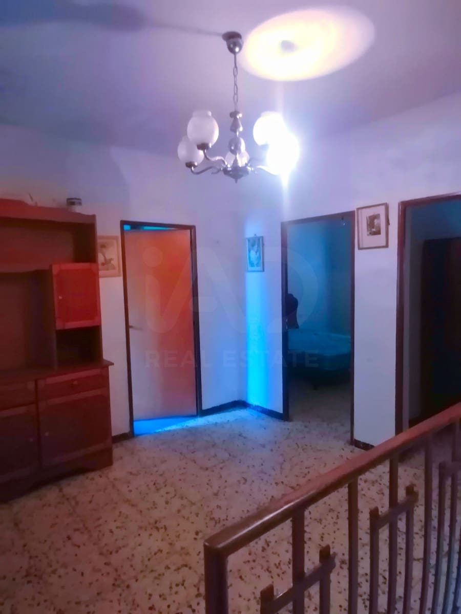 5 bedroom Townhouse for sale in Toledo city - € 37,000 (Ref: 9993726)
