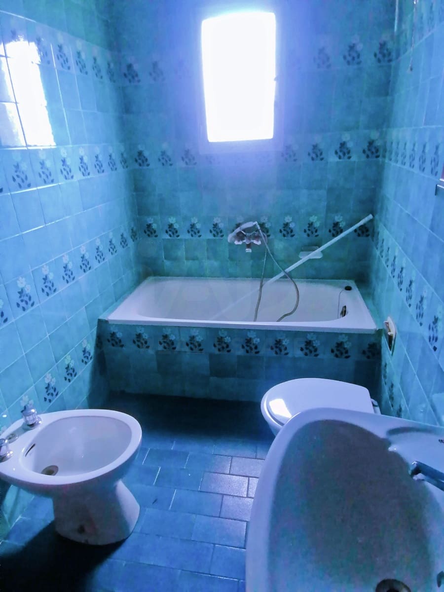 5 bedroom Townhouse for sale in Toledo city - € 37,000 (Ref: 9993726)