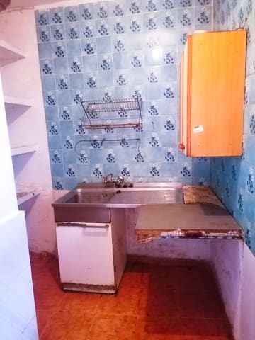 5 bedroom Townhouse for sale in Toledo city - € 37,000 (Ref: 9993726)