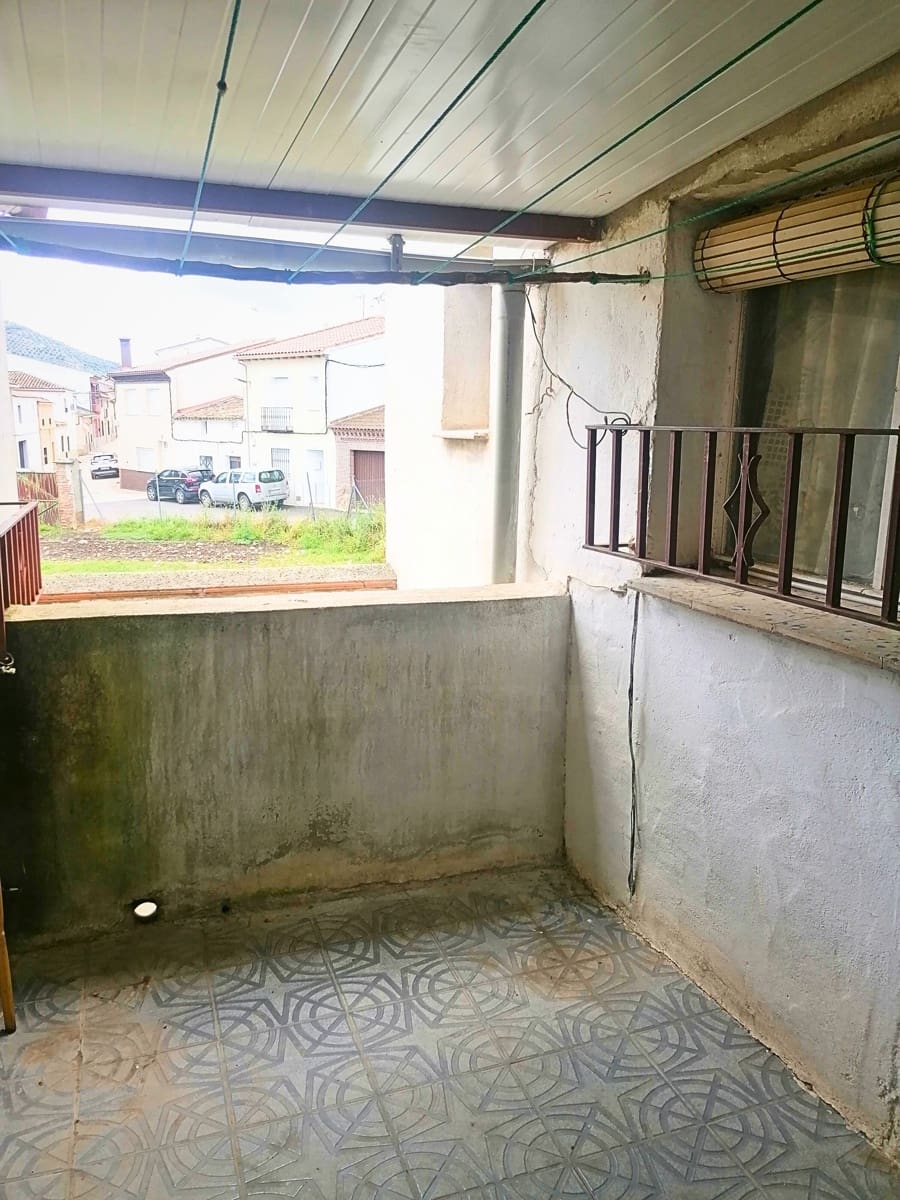 5 bedroom Townhouse for sale in Toledo city - € 37,000 (Ref: 9993726)