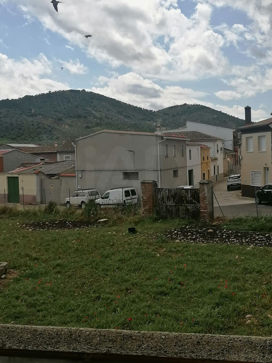 5 bedroom Townhouse for sale in Toledo city - € 37,000 (Ref: 9993726)