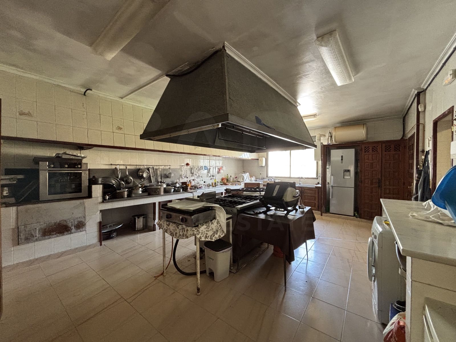 5 sypialnia Dom na sprzedaż w Miasto Walencja z basenem - 532 000 € (Ref: 9994677)