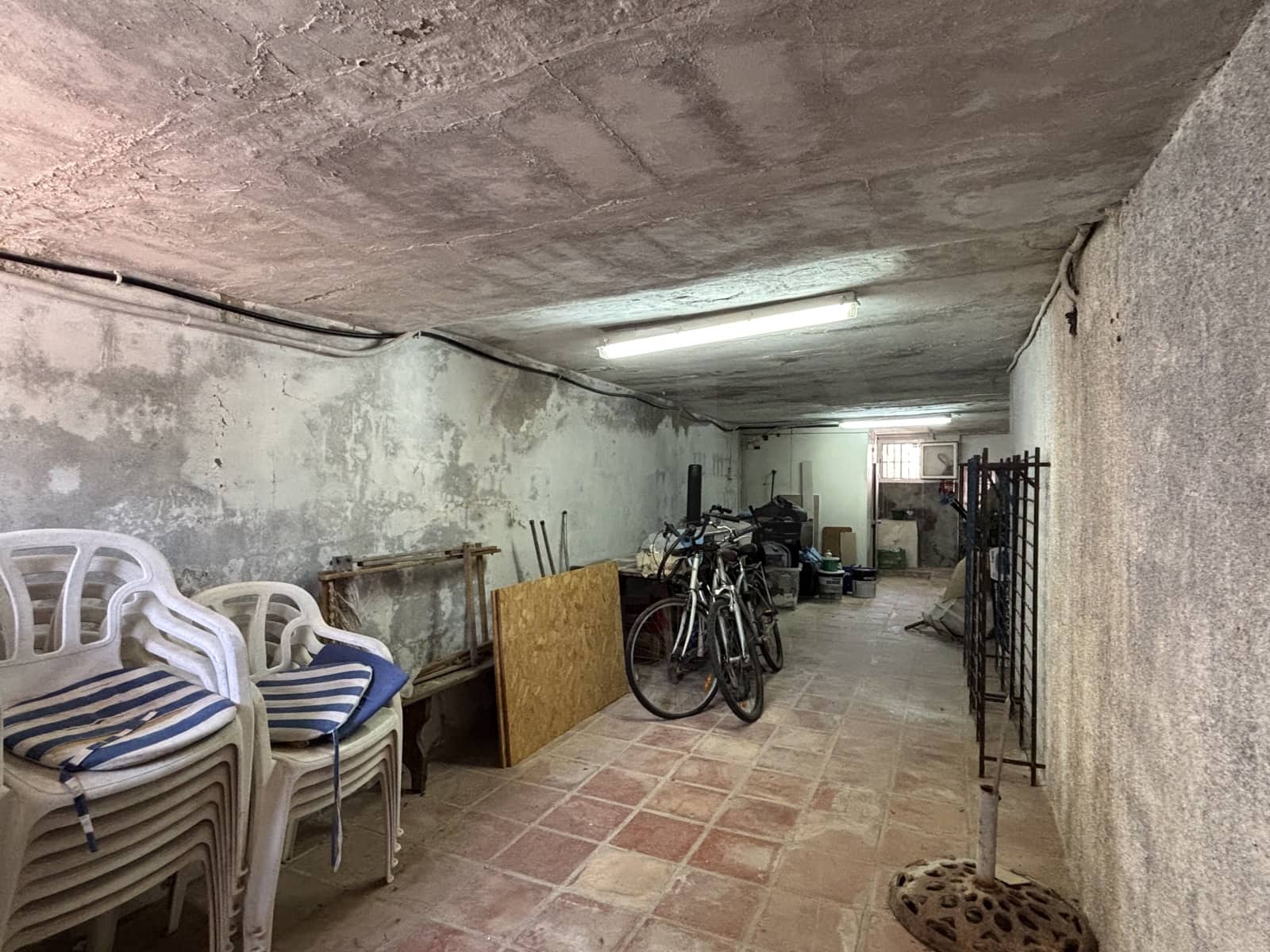 5 sypialnia Dom na sprzedaż w Miasto Walencja z basenem - 532 000 € (Ref: 9994677)