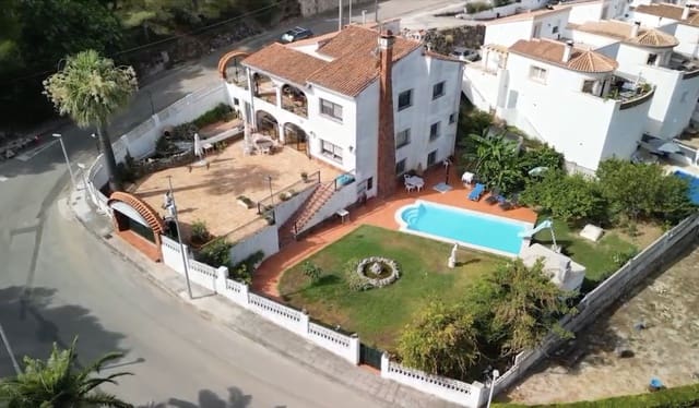5 soverom Hus til salgs i La Font d'En Carròs med svømmebasseng - € 532 000 (Ref: 9994677)