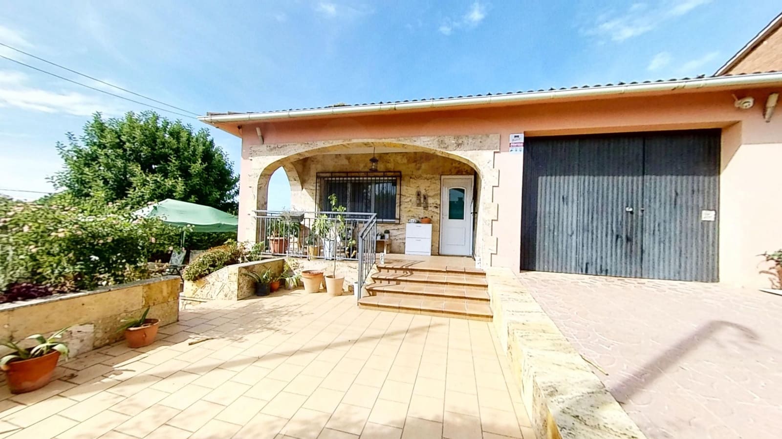 4 bedroom Townhouse for sale in Tarragona city - € 295,000 (Ref: 9994678)