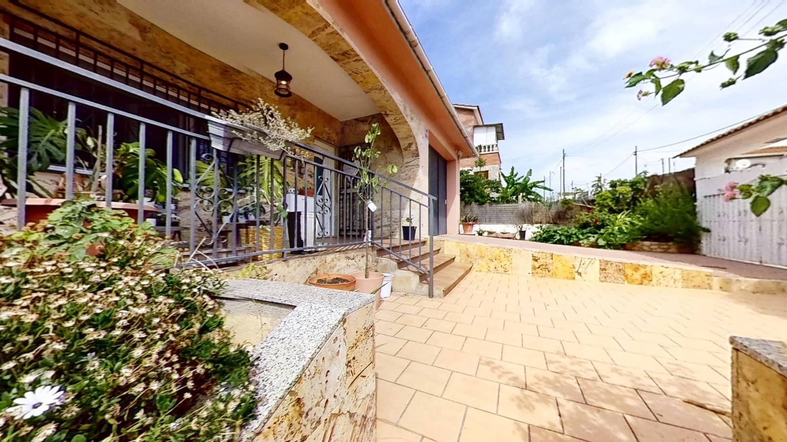 4 bedroom Townhouse for sale in Tarragona city - € 295,000 (Ref: 9994678)