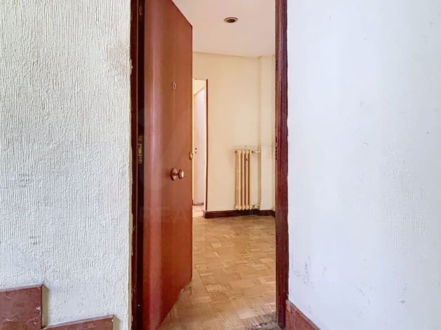 4 soverom Leilighet til salgs i Leon by - € 199 000 (Ref: 9994704)