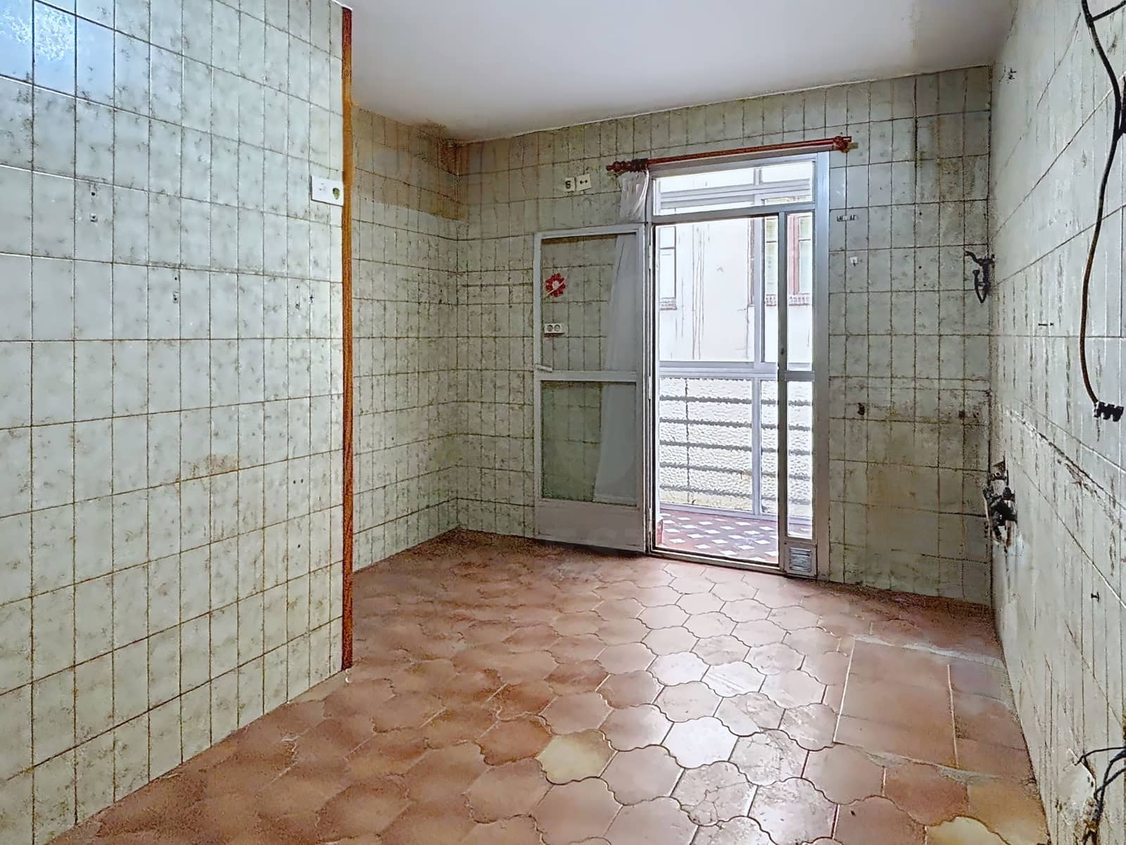 4 slaapkamer Appartement te koop in Leon stad - € 199.000 (Ref: 9994704)