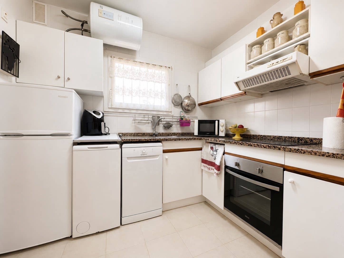 3 Zimmer Reihenhaus zu verkaufen in Girona Stadt mit Pool Garage - 397.000 € (Ref: 9994705)