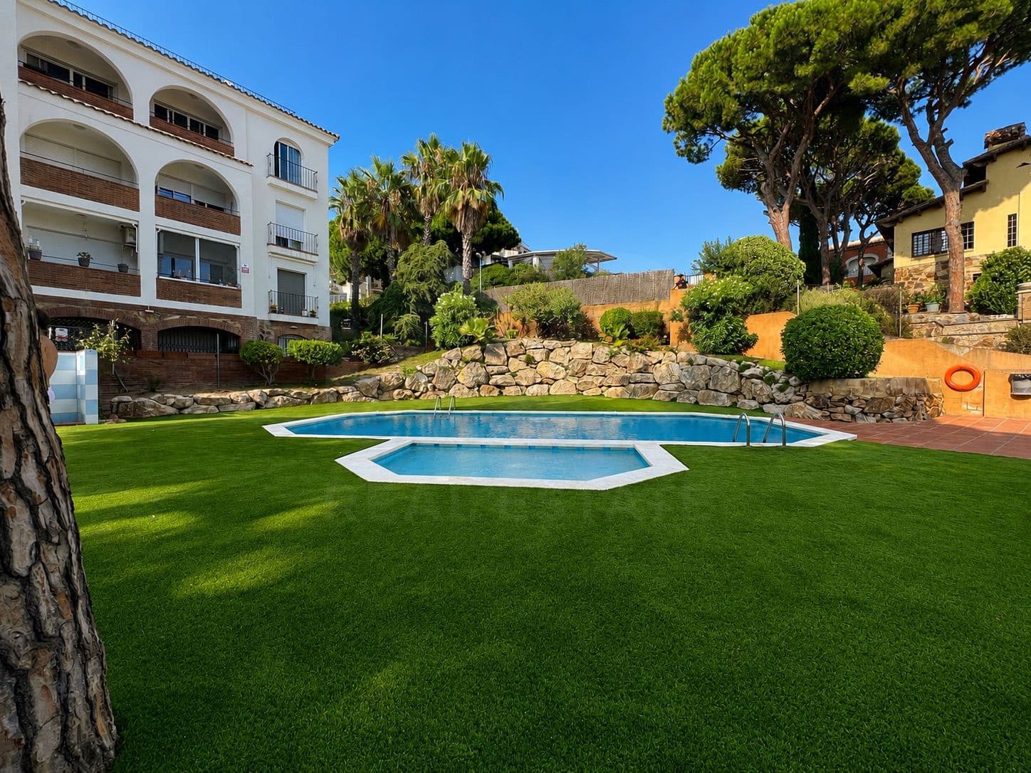 3 Zimmer Reihenhaus zu verkaufen in Girona Stadt mit Pool Garage - 397.000 € (Ref: 9994705)