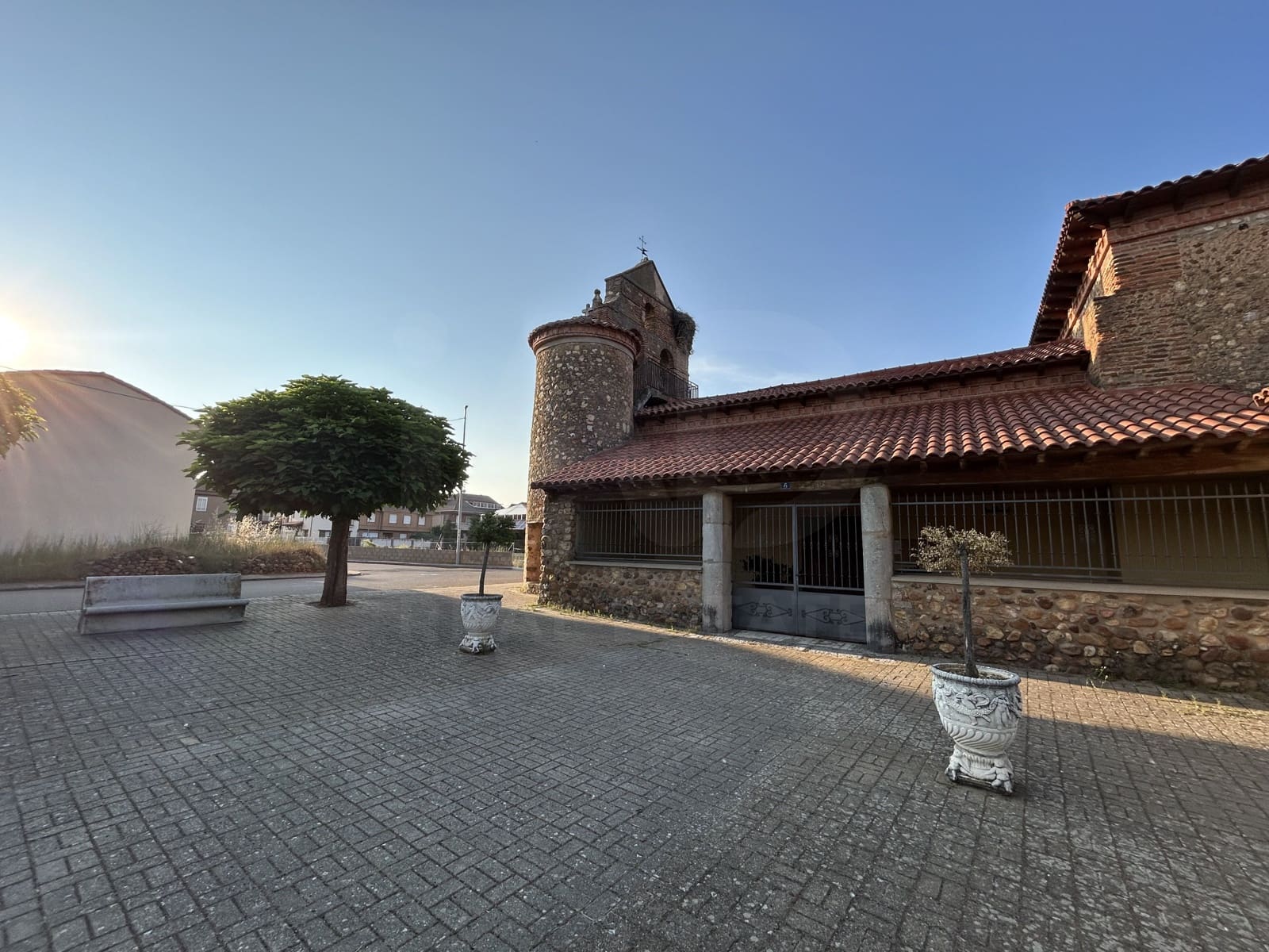 Commercieel te koop in Cuadros - € 69.000 (Ref: 9994707)