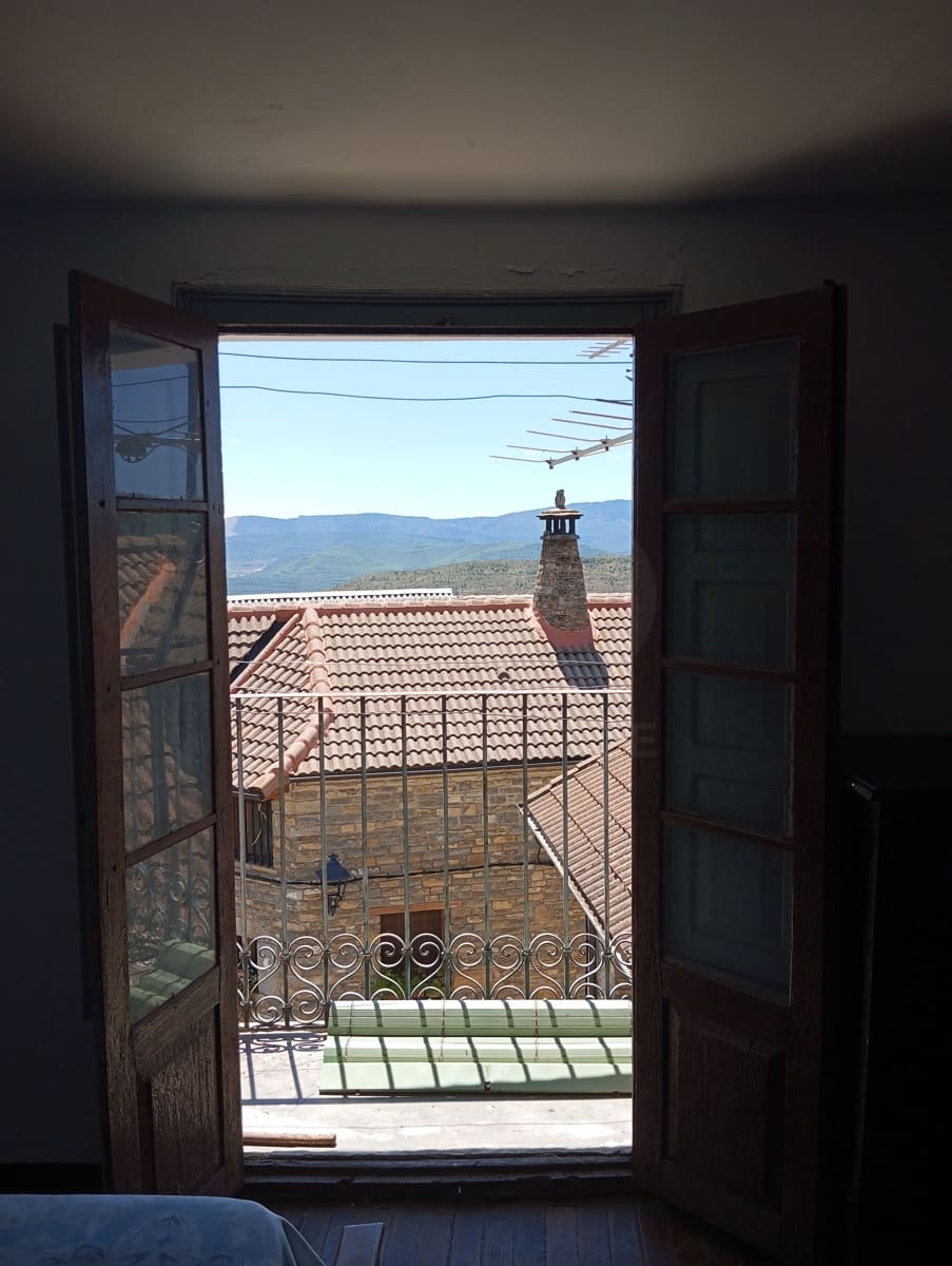 5 quarto Casa em Banda para venda em Huesca cidade com garagem - 179 000 € (Ref: 9995146)