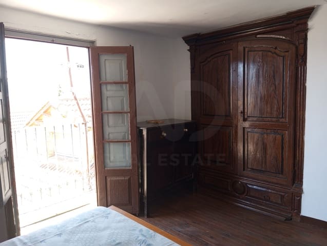 5 quarto Casa em Banda para venda em Huesca cidade - 179 000 € (Ref: 9995146)