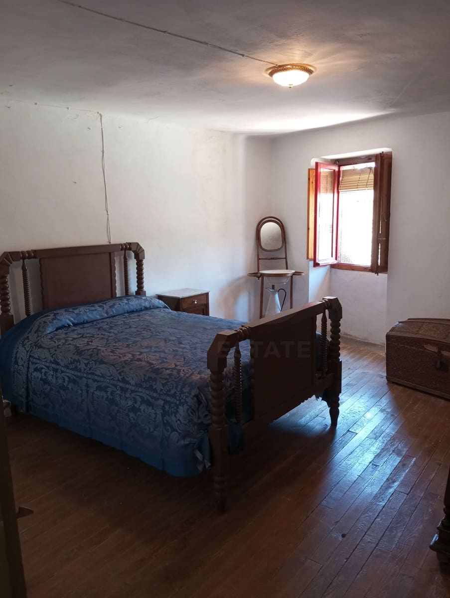 5 quarto Casa em Banda para venda em Huesca cidade com garagem - 179 000 € (Ref: 9995146)