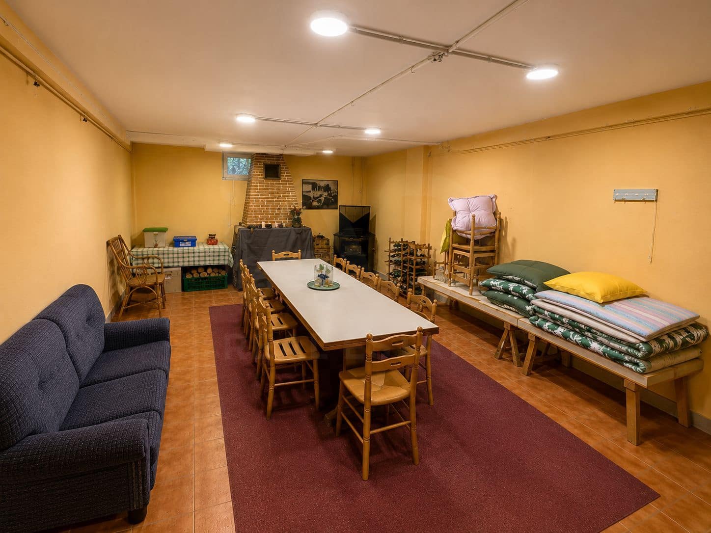 3 bedroom Villa for sale in Leon city with garage - € 369,000 (Ref: 9995368)