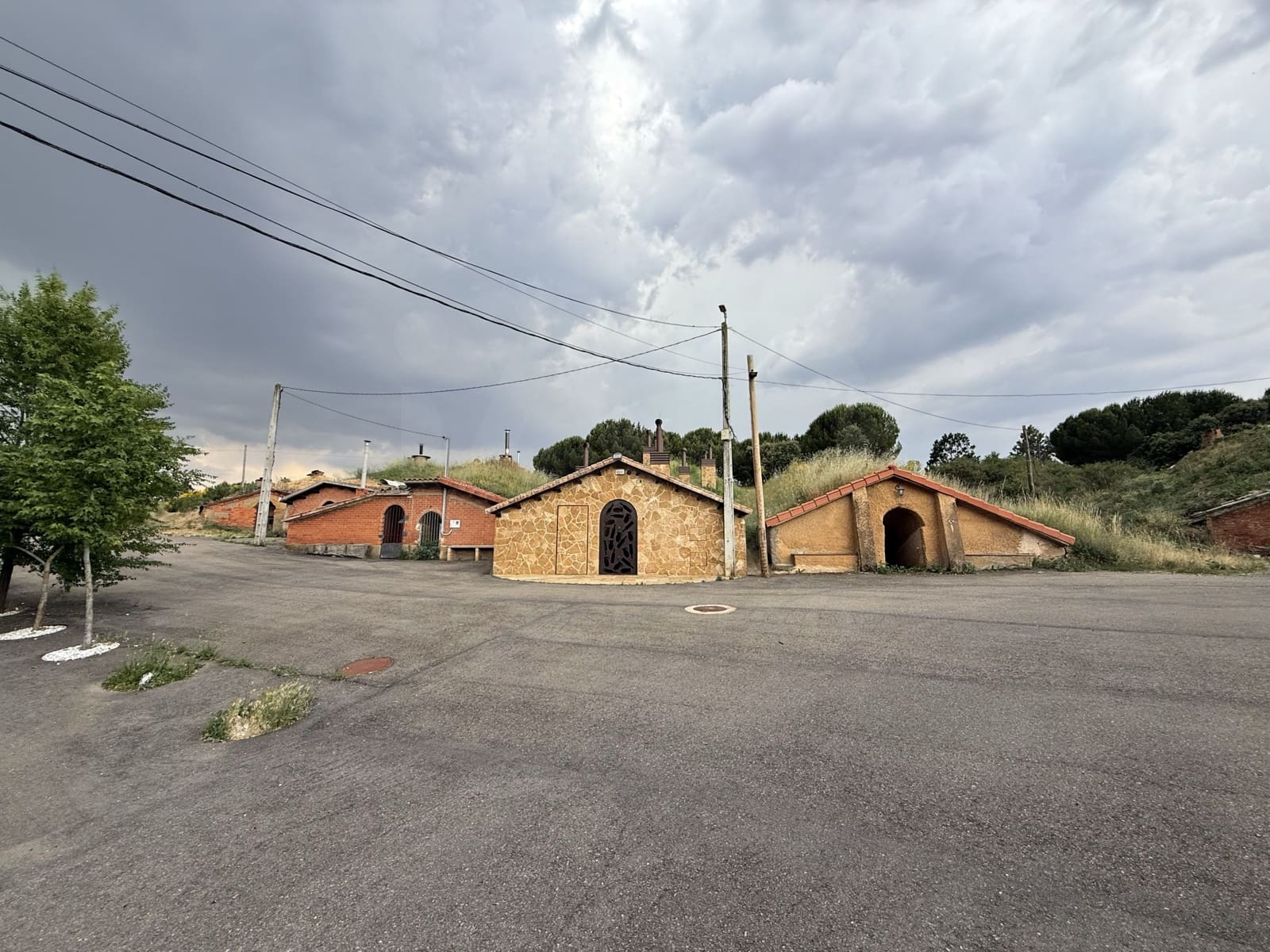 3 bedroom Villa for sale in Leon city with garage - € 369,000 (Ref: 9995368)