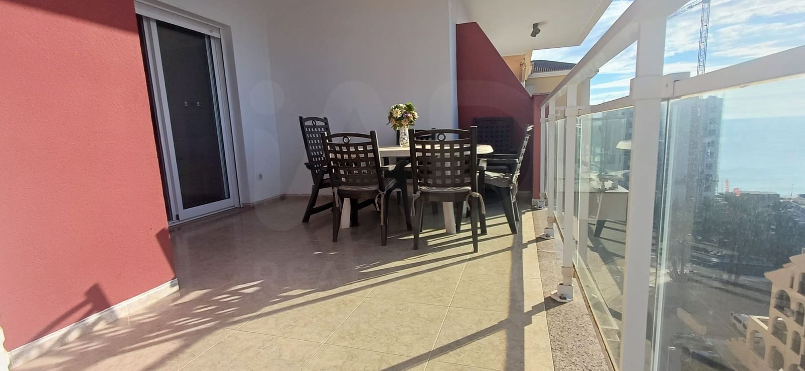 3 soverom Leilighet til salgs i La Manga del Mar Menor med svømmebasseng garasje - € 245 900 (Ref: 9995370)
