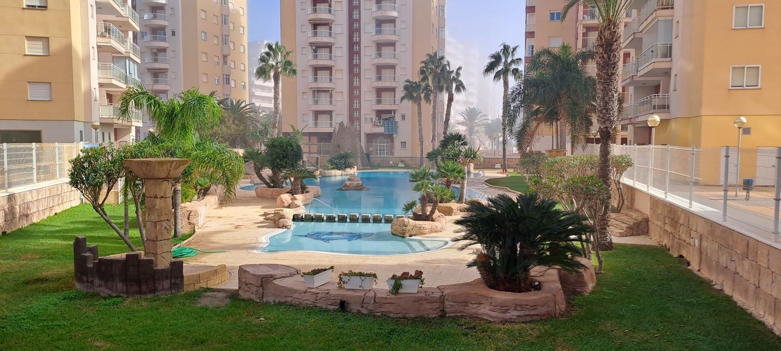3 soverom Leilighet til salgs i La Manga del Mar Menor med svømmebasseng garasje - € 245 900 (Ref: 9995370)