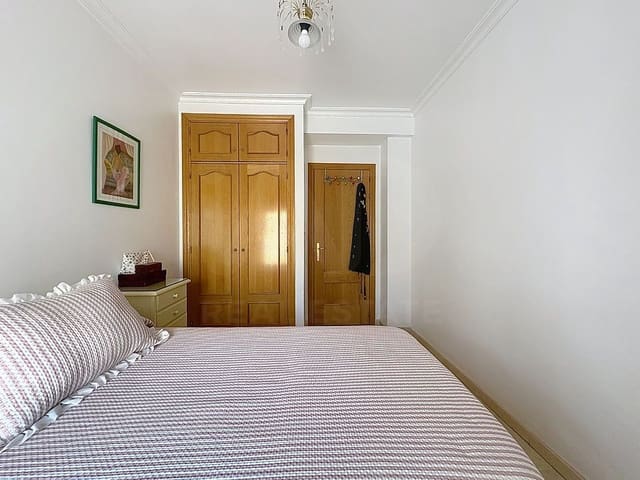 Apartamento de 2 habitaciones en Pinos Puente en venta - 99.900 € (Ref: 9995372)