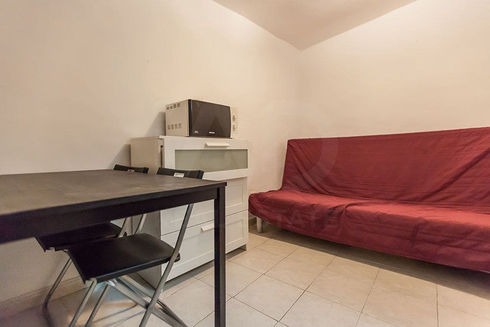1 soverom Leilighet til salgs i Barcelona by - € 159 000 (Ref: 9995423)