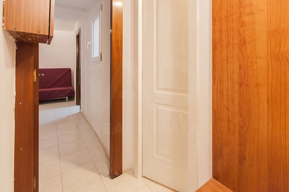 1 soverom Leilighet til salgs i Barcelona by - € 159 000 (Ref: 9995423)