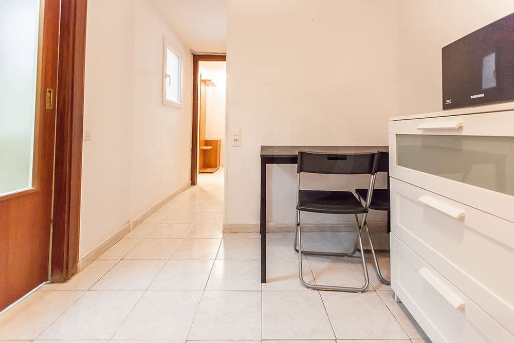1 soverom Leilighet til salgs i Barcelona by - € 159 000 (Ref: 9995423)