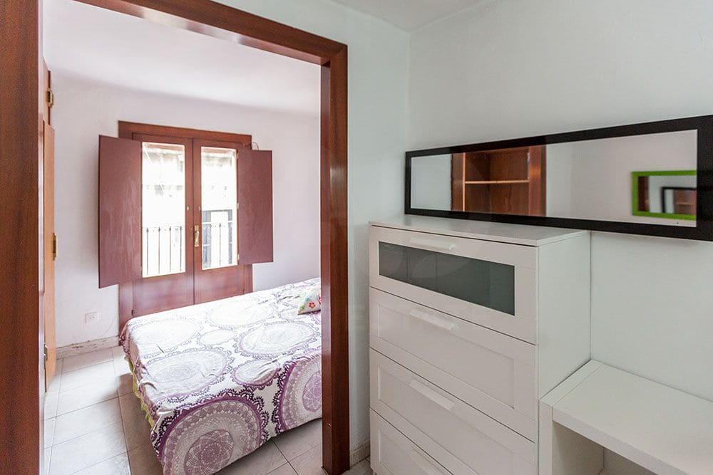 1 soverom Leilighet til salgs i Barcelona by - € 159 000 (Ref: 9995423)