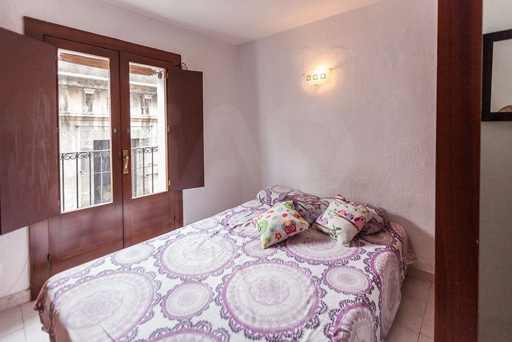 1 soverom Leilighet til salgs i Barcelona by - € 159 000 (Ref: 9995423)
