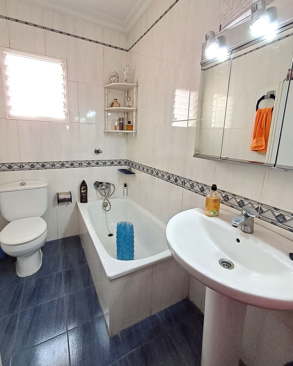 3 bedroom Apartment for sale in Orihuela - € 169,000 (Ref: 9995424)