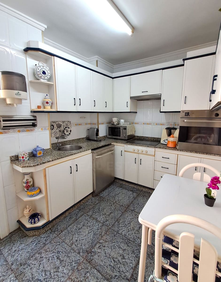 3 bedroom Apartment for sale in Orihuela - € 169,000 (Ref: 9995424)