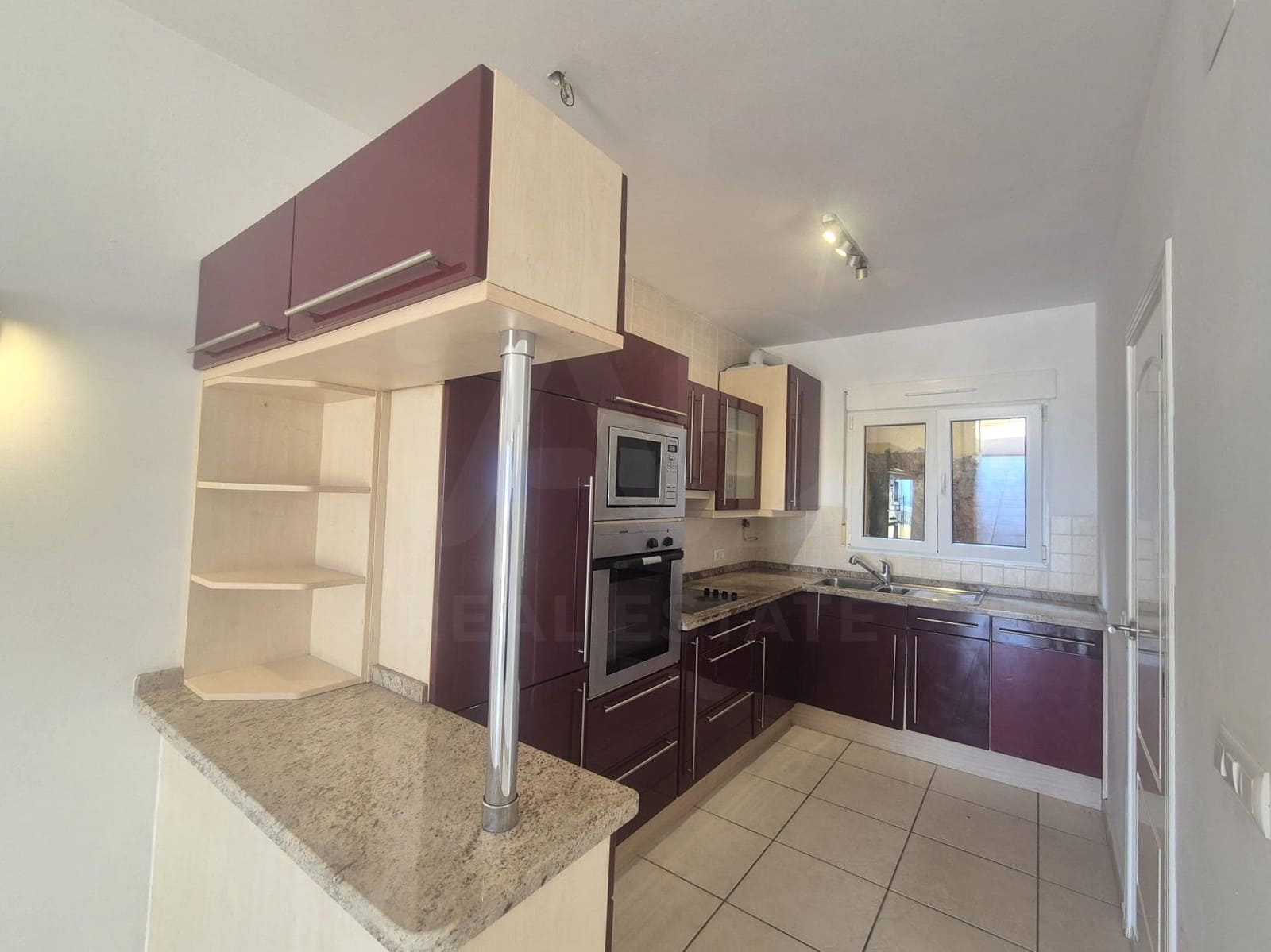 3 soveværelse Lejlighed til salg i Denia med swimmingpool - € 269.000 (Ref: 9995425)