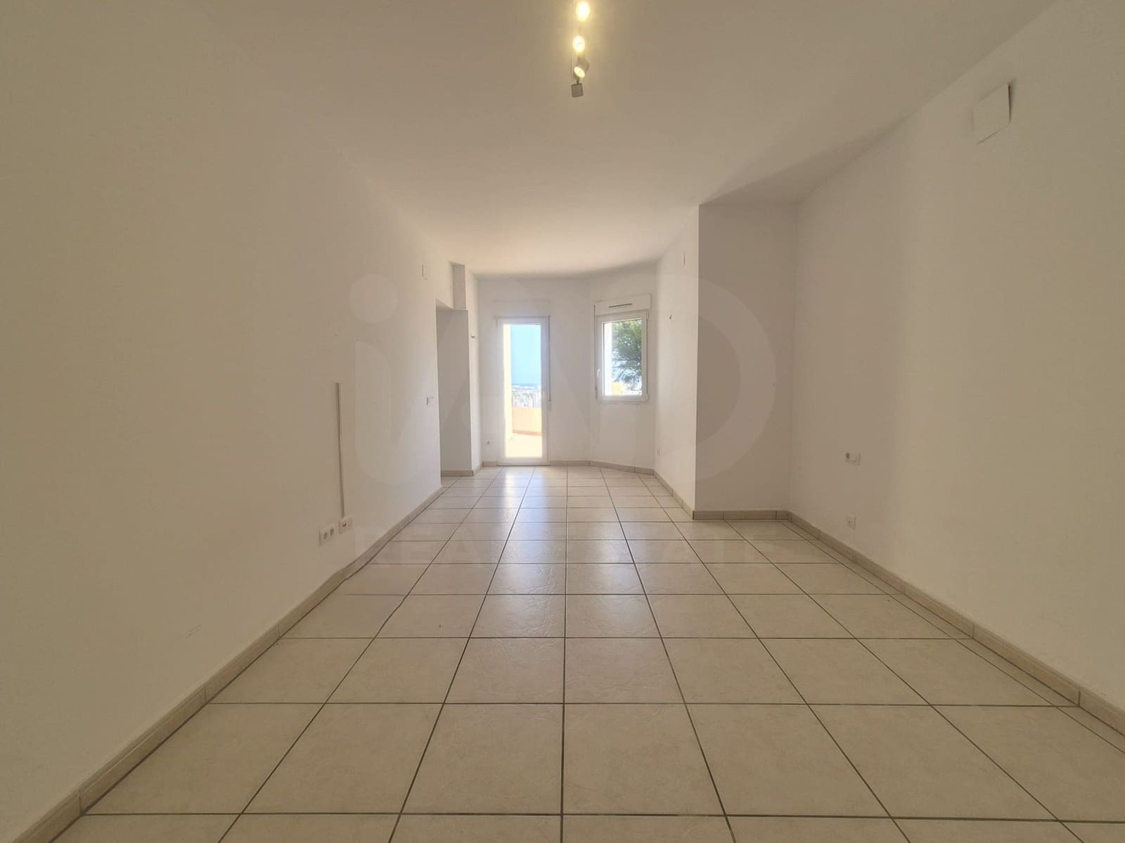 3 soveværelse Lejlighed til salg i Denia med swimmingpool - € 269.000 (Ref: 9995425)
