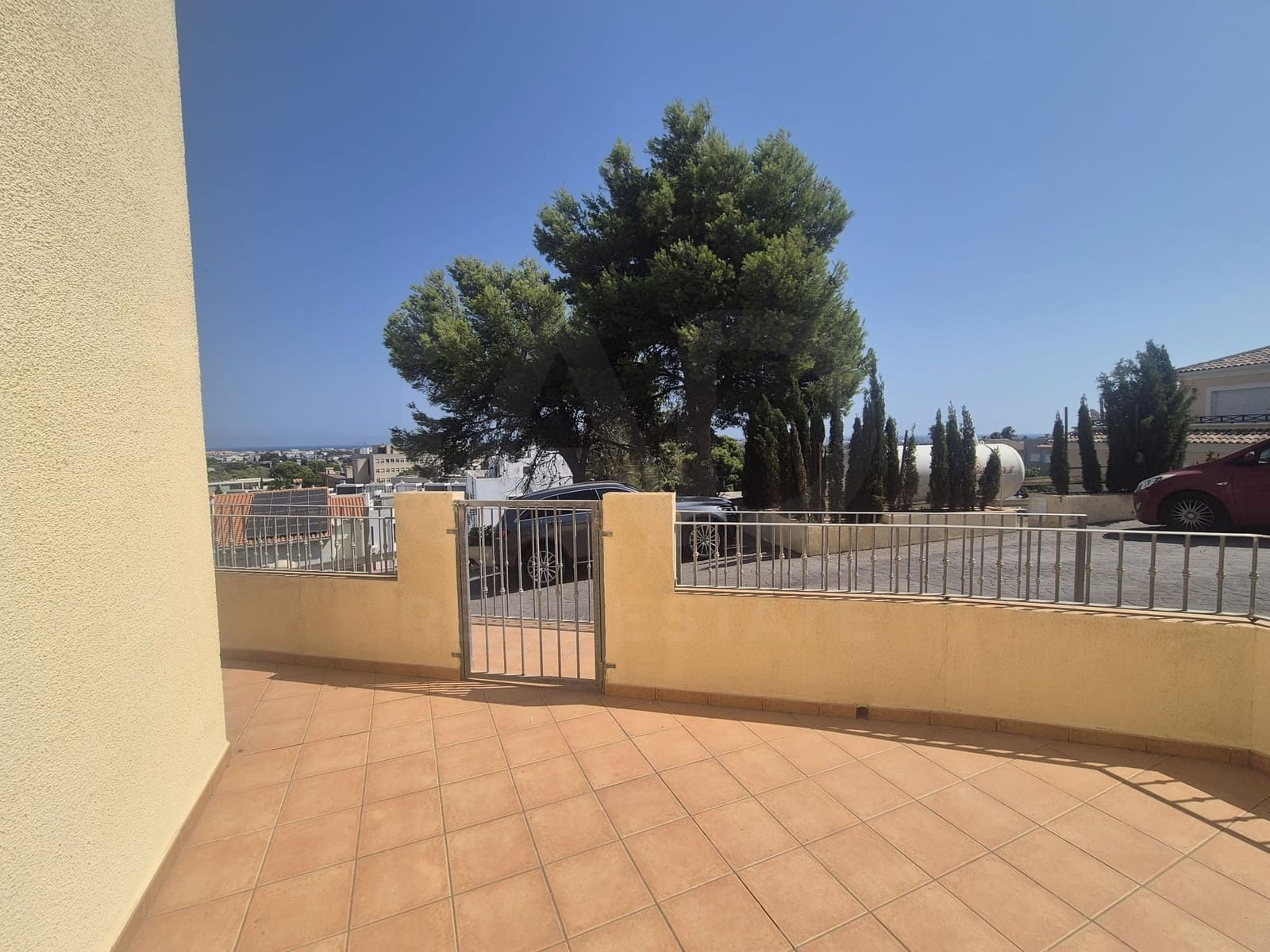 3 soveværelse Lejlighed til salg i Denia med swimmingpool - € 269.000 (Ref: 9995425)