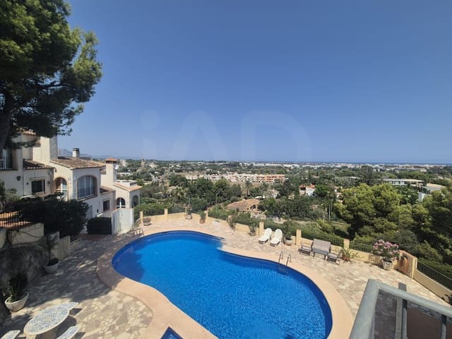 3 soveværelse Lejlighed til salg i Dénia med swimmingpool - € 269.000 (Ref: 9995425)
