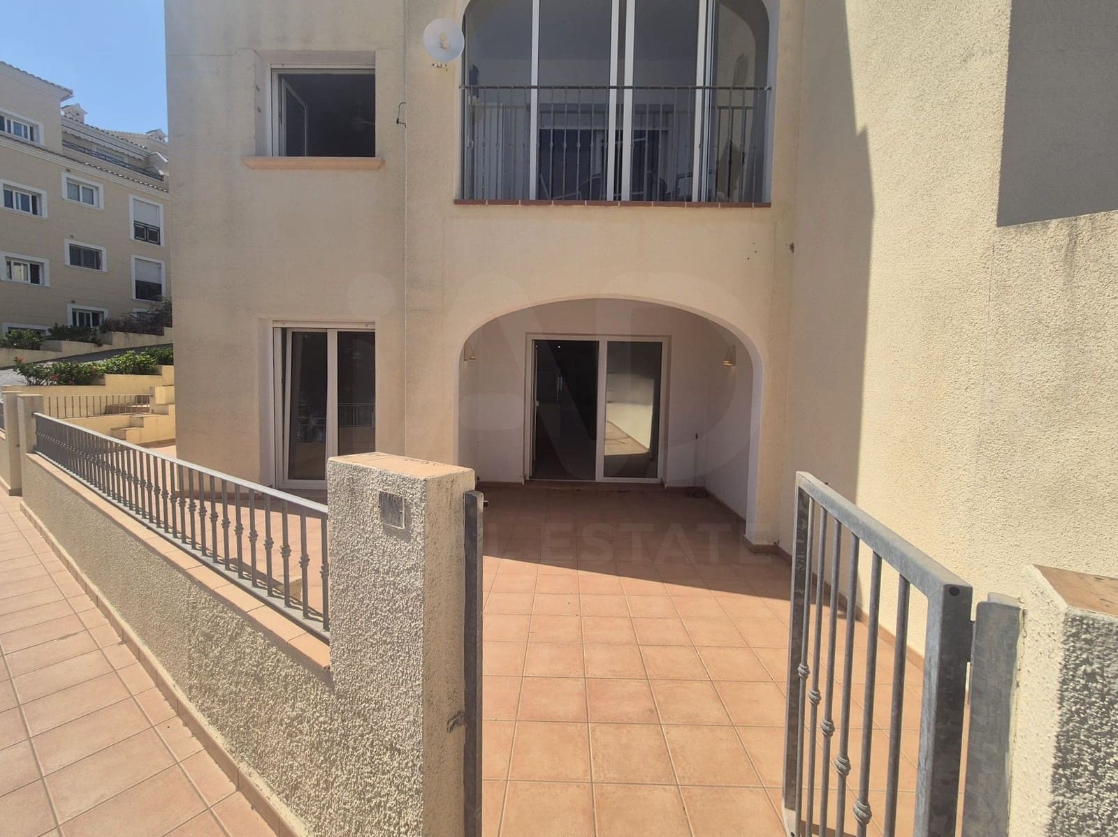 3 soveværelse Lejlighed til salg i Denia med swimmingpool - € 269.000 (Ref: 9995425)