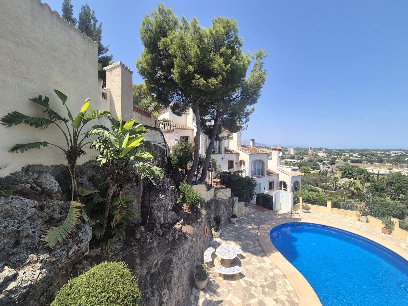 3 soveværelse Lejlighed til salg i Denia med swimmingpool - € 269.000 (Ref: 9995425)