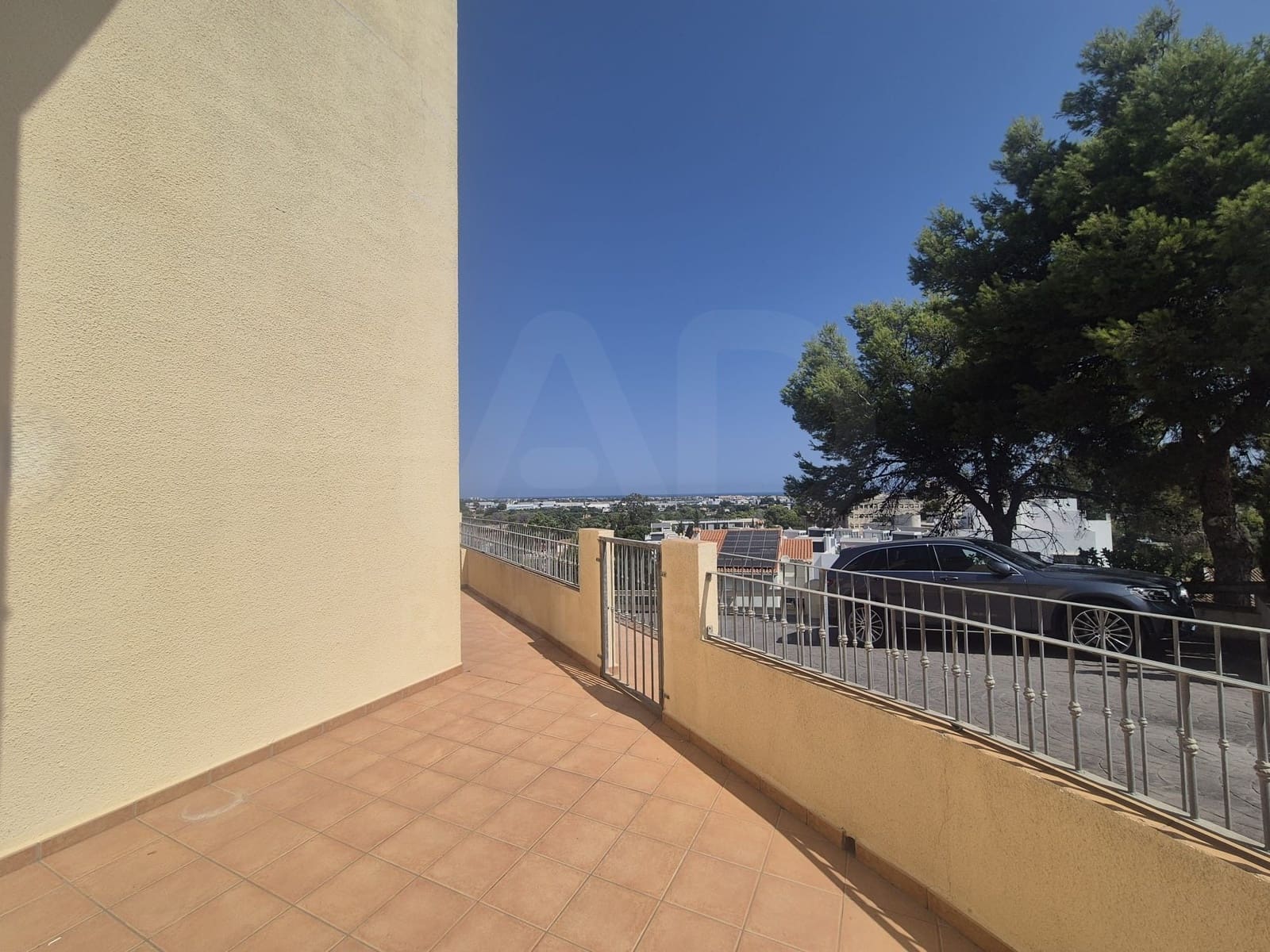 3 soveværelse Lejlighed til salg i Denia med swimmingpool - € 269.000 (Ref: 9995425)