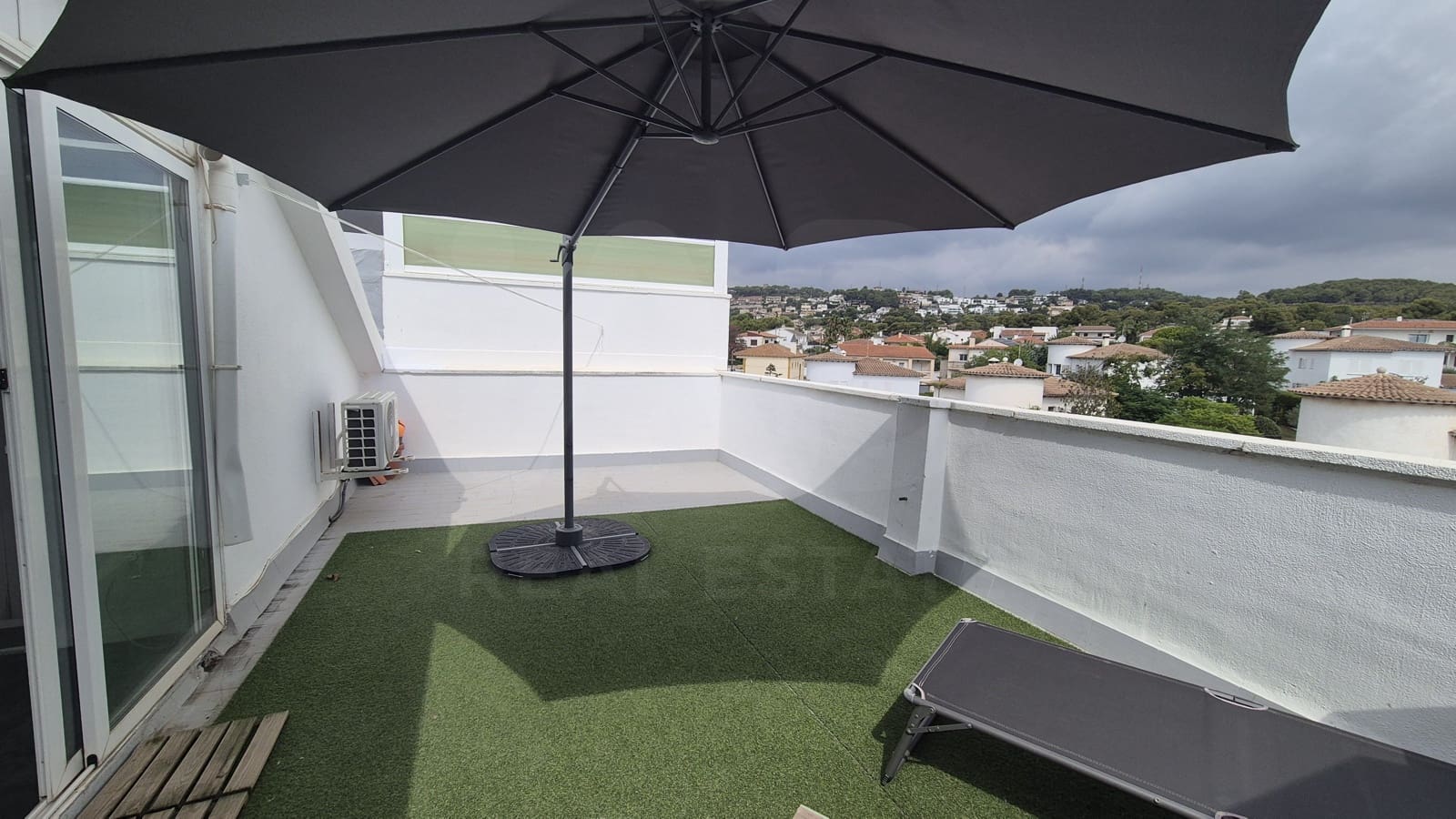 2 soveværelse Lejlighed til salg i El Vendrell med swimmingpool garage - € 196.000 (Ref: 9995804)