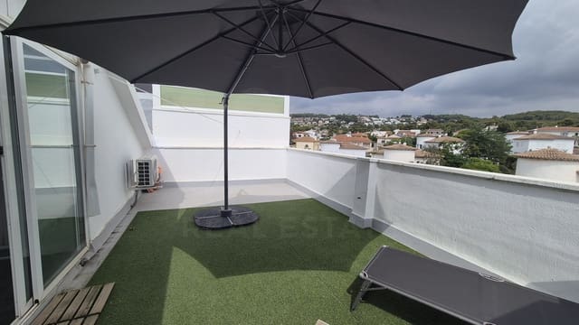 2 soveværelse Lejlighed til salg i El Vendrell med swimmingpool garage - € 196.000 (Ref: 9995804)